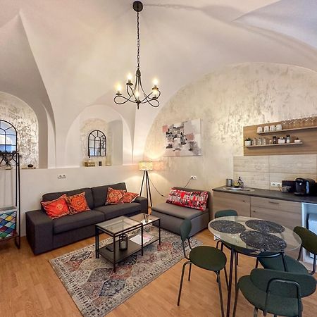 Serenity House Apartments Σίμπιου Εξωτερικό φωτογραφία