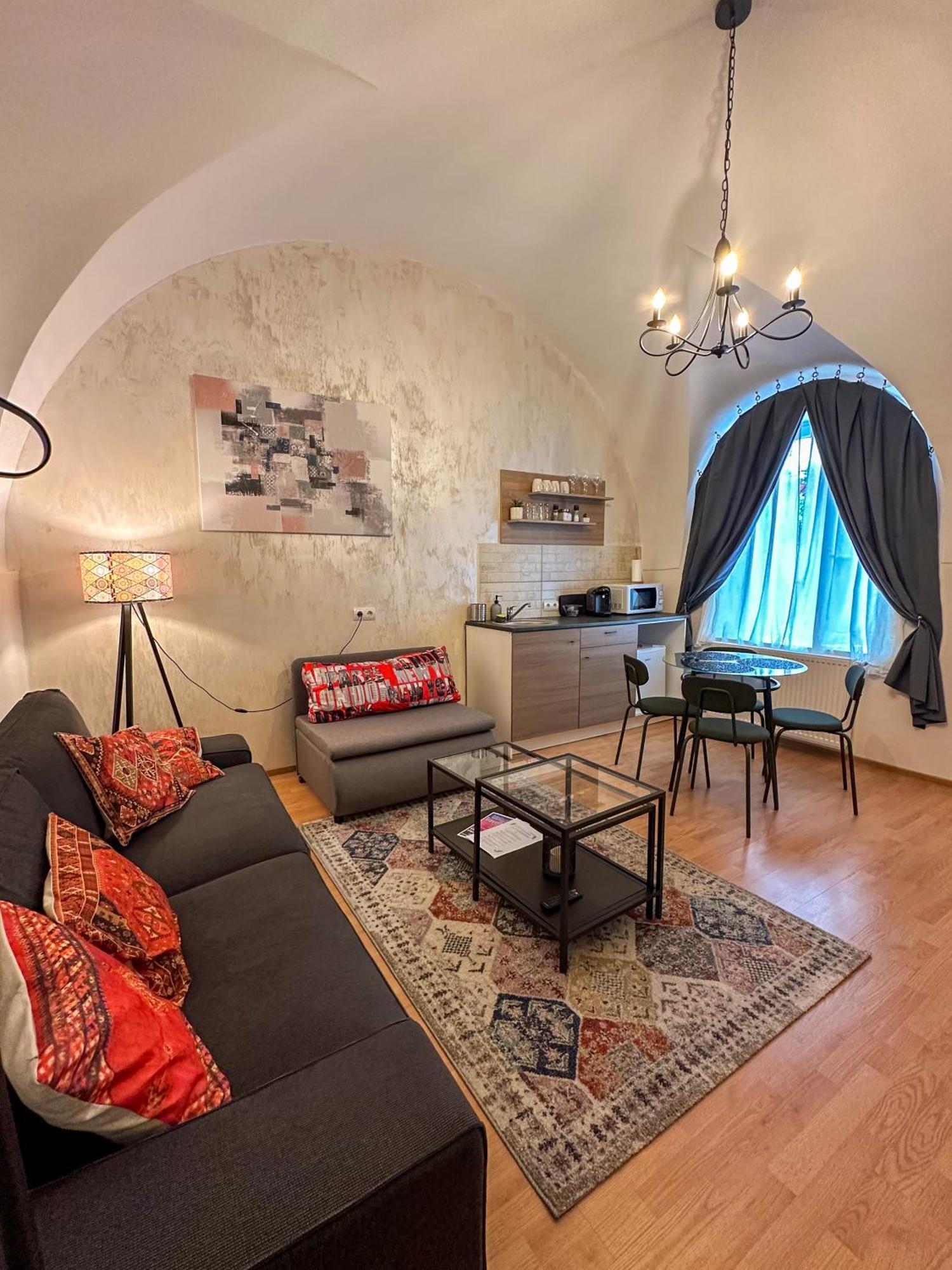 Serenity House Apartments Σίμπιου Εξωτερικό φωτογραφία