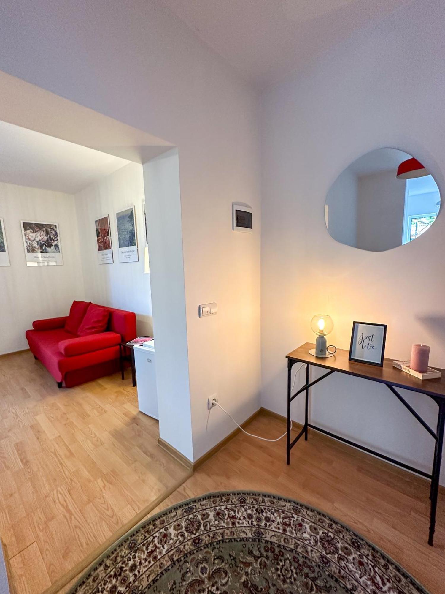 Serenity House Apartments Σίμπιου Δωμάτιο φωτογραφία