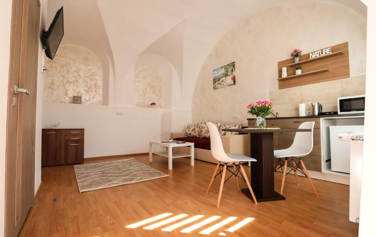 Serenity House Apartments Σίμπιου Εξωτερικό φωτογραφία
