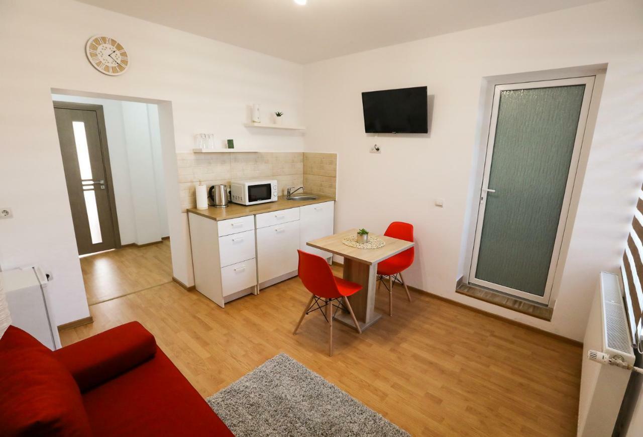 Serenity House Apartments Σίμπιου Εξωτερικό φωτογραφία
