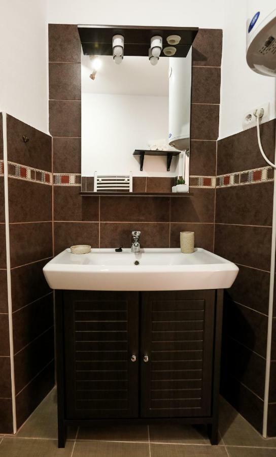 Serenity House Apartments Σίμπιου Εξωτερικό φωτογραφία